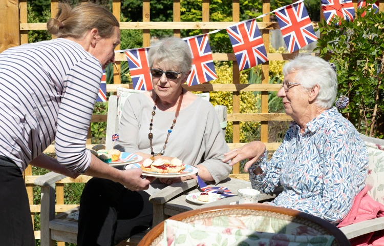 Dday Celebrations At Cunningham House, Woking GU24 0JN
